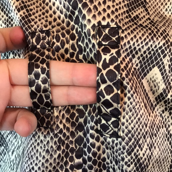 New Dress Barn Large satin short animal print snakeskin print trench barn jacket - Picture 10 of 12